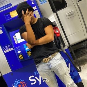 Meet your Posher, Michael